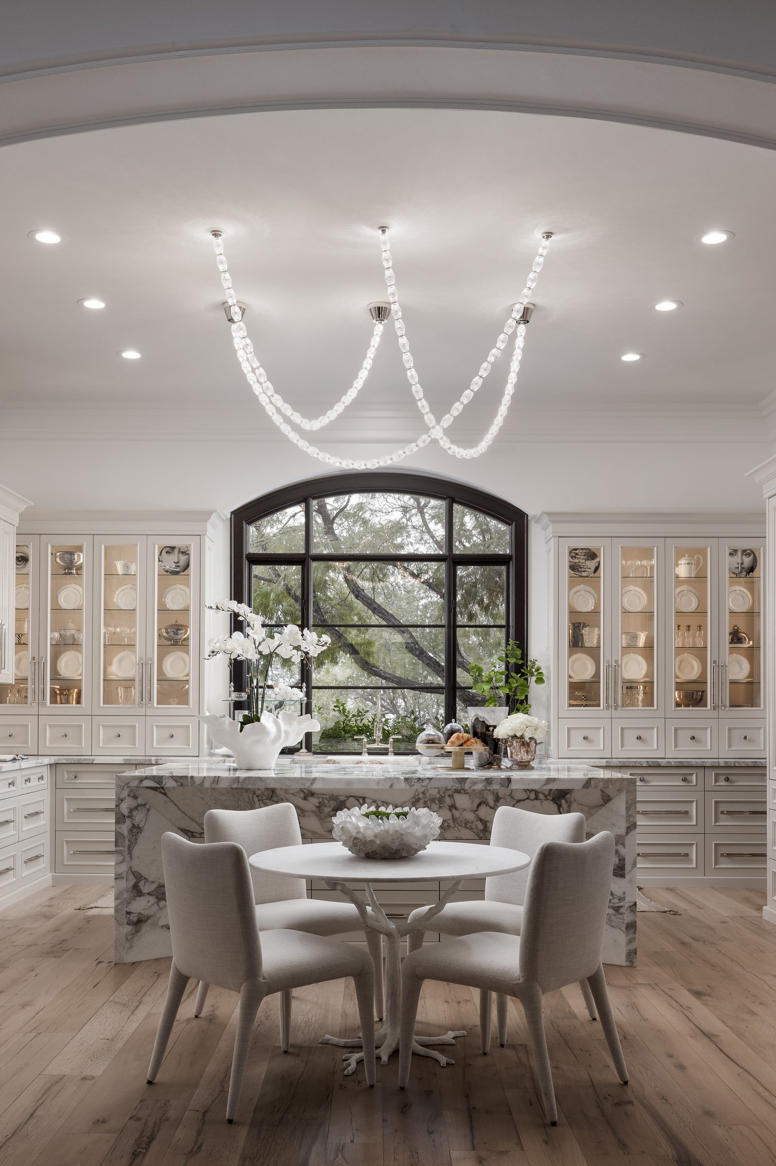The Manor — interior view 5