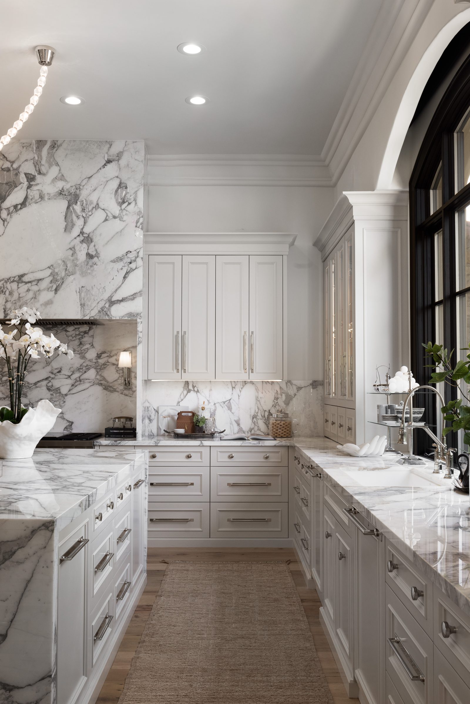 The Manor — interior view 6