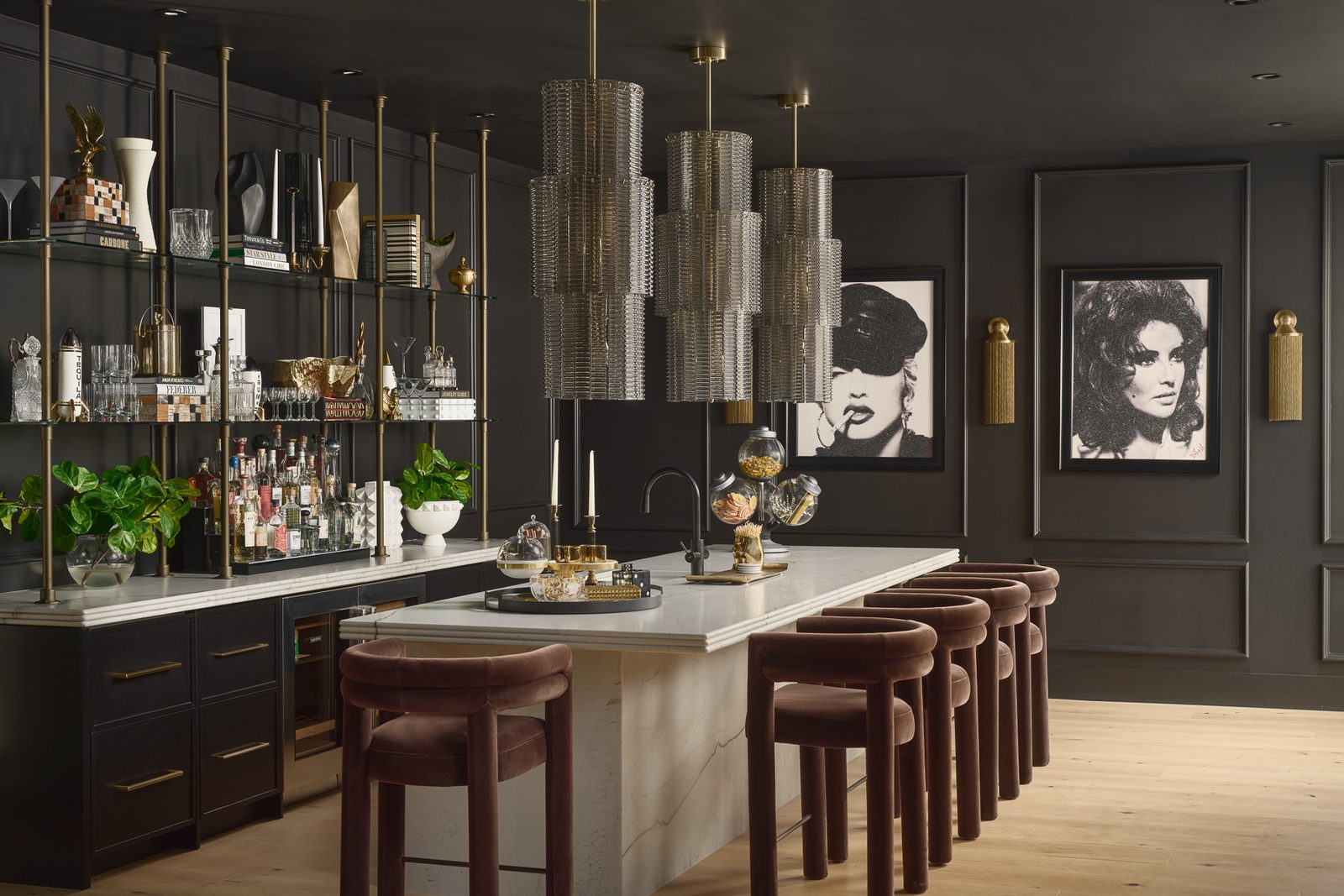 Badass — interior view 15