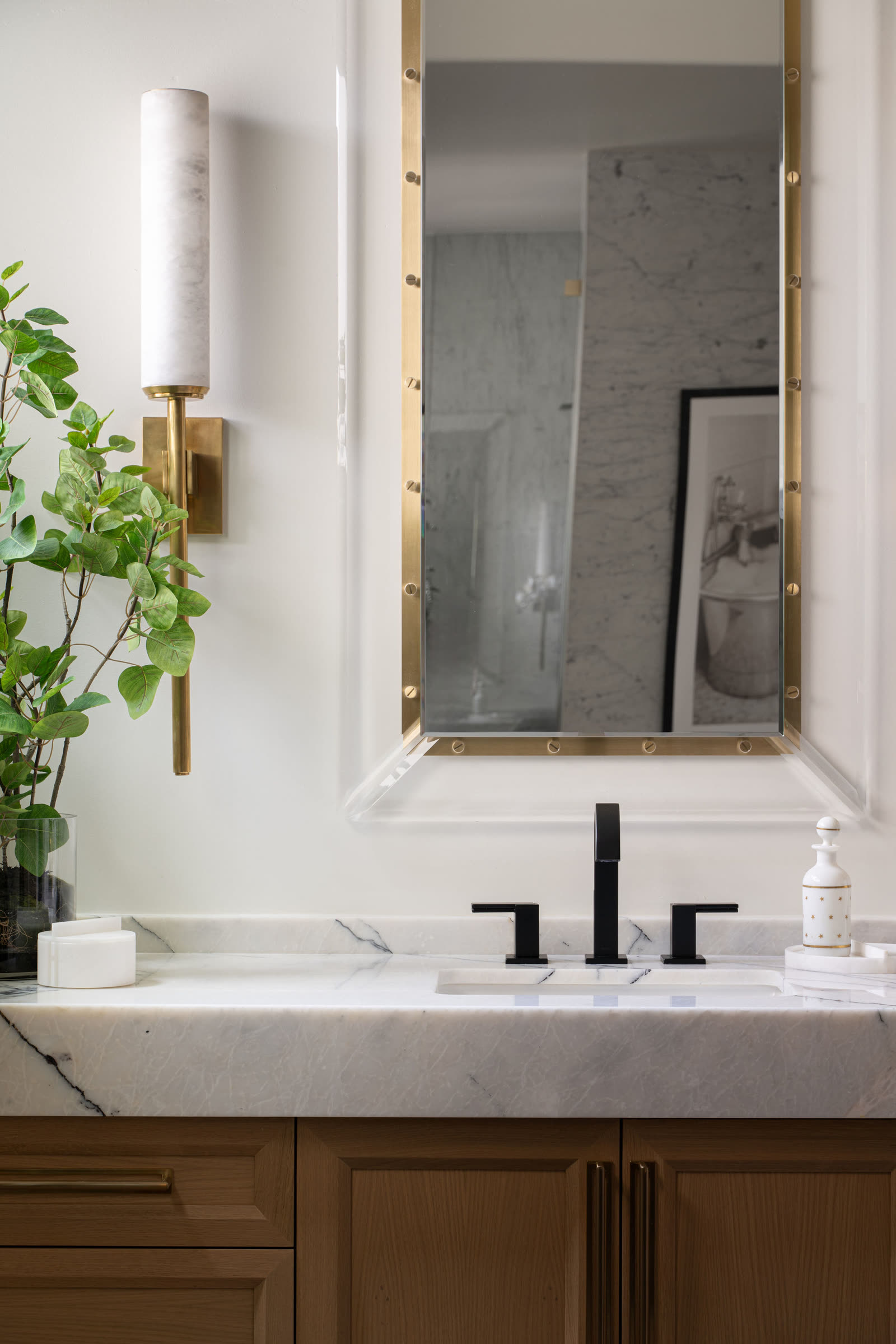 The B2B Residence — interior view 7