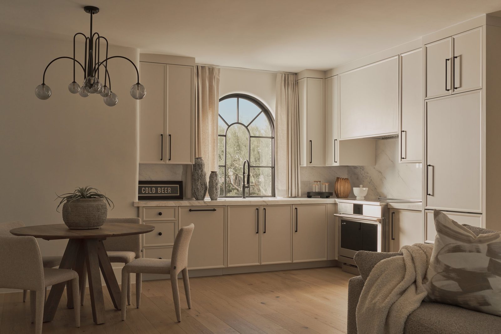 Beautiful Thing — interior view 22