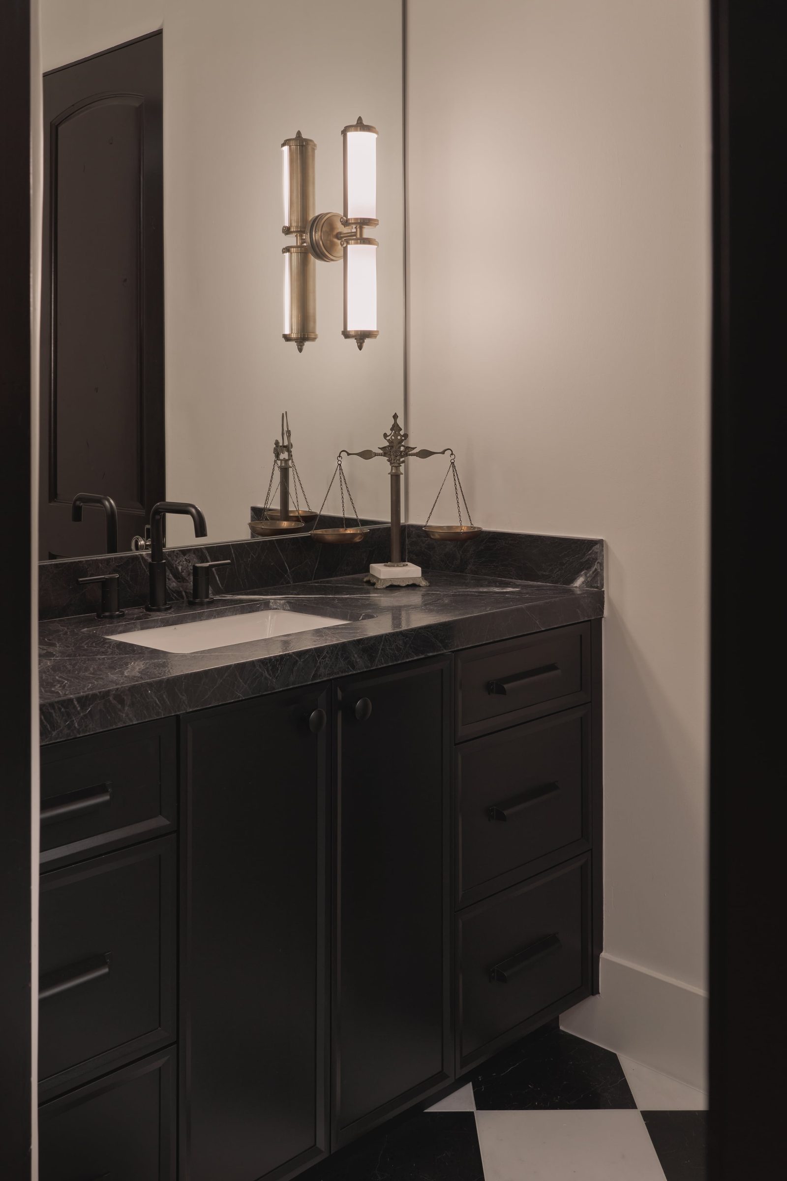 Beautiful Thing — interior view 39