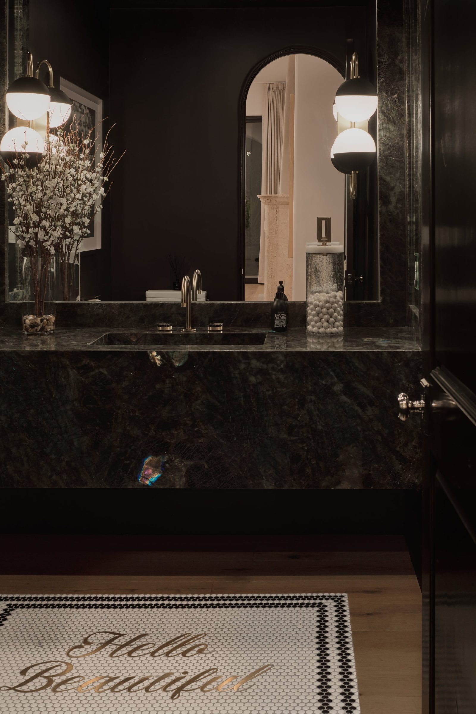 Beautiful Thing — interior view 40